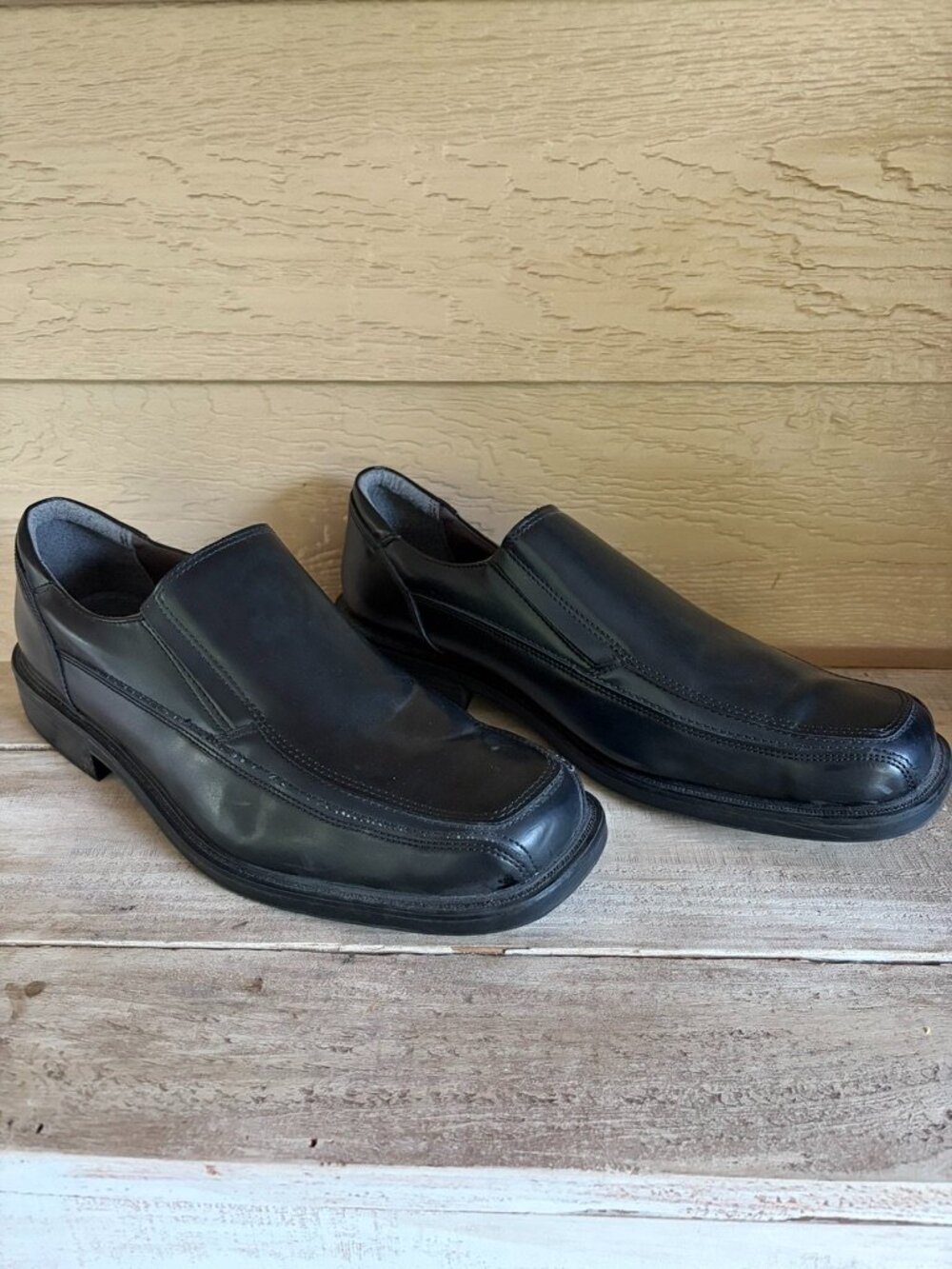 Jarman Men's Black Leather Slip On Dress Shoes M13